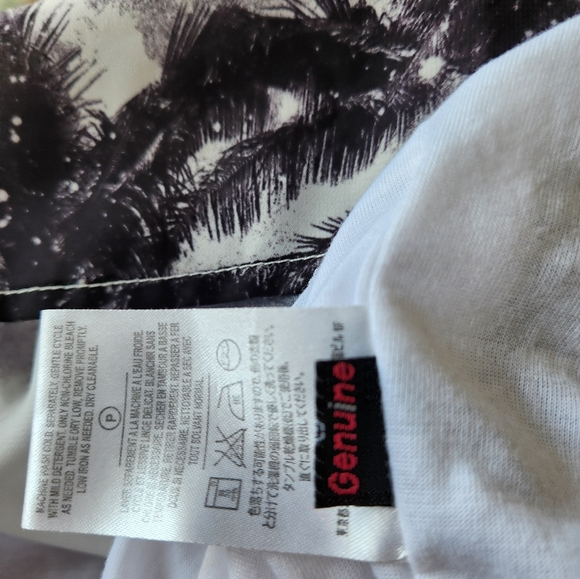 Volcom Black and White Hawaiian print sundress - Picture 6 of 6